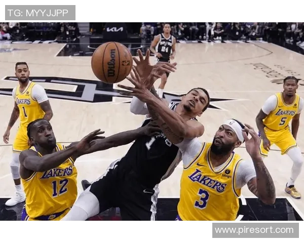 2019年NBA季后赛马刺与雷霆激战回顾精彩瞬间与关键时刻分析