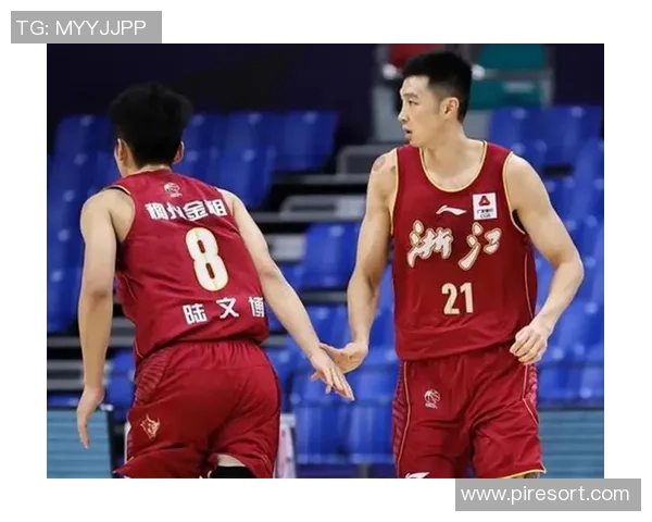 任骏飞领衔球队奋勇争先展现篮球魅力助力球队再创辉煌 任骏飞领衔球队奋勇争先展现篮球魅力助力球队再创辉煌